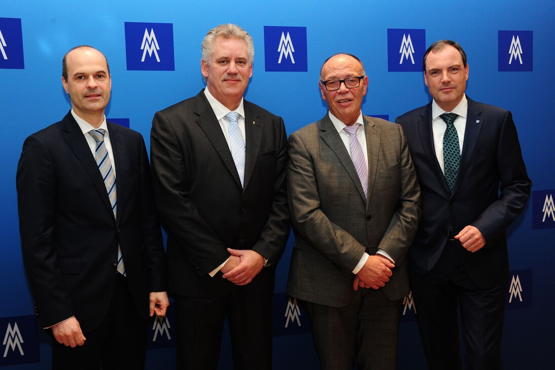 Markus Geisenberger, Klaus-Jürgen Lotz, Staatssekretär Erhard Weimann und Martin Buhl-Wagner 