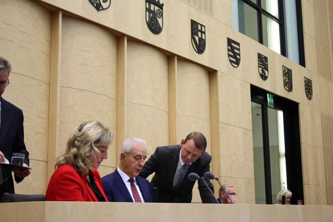 Bundesratsdirektorin Rettler , Bundesratspräsident Tillich, Staatsminister Jaeckel