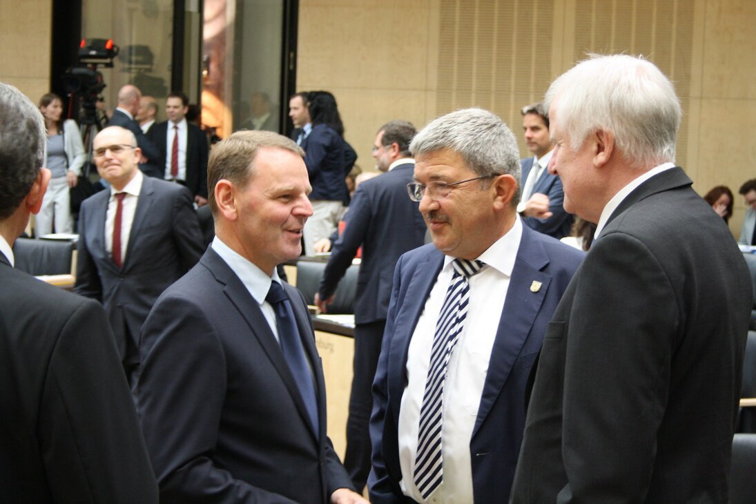 Staatsminister Jaeckel, Minister Caffier, Ministerpräsident Seehofer