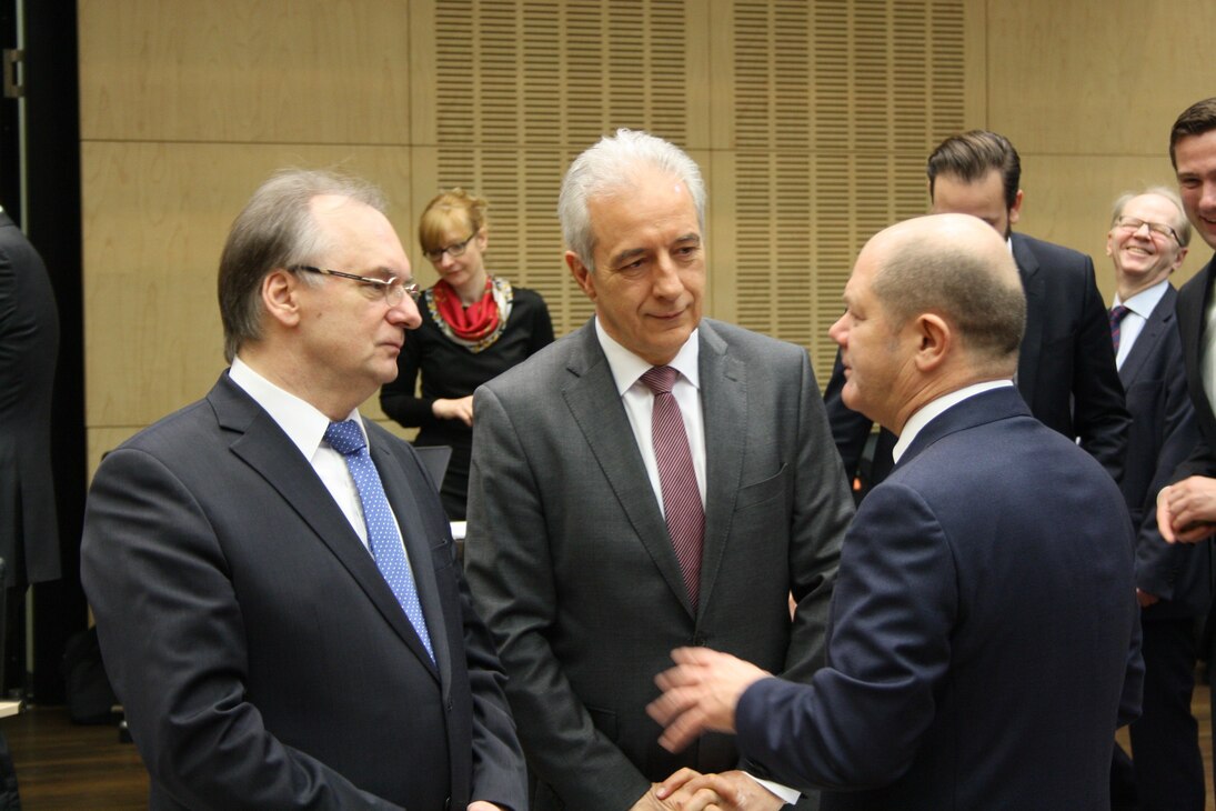 Bundesratspräsident Tillich, Ministerpräsident Haseloff und Erster Bürgermeister Scholz