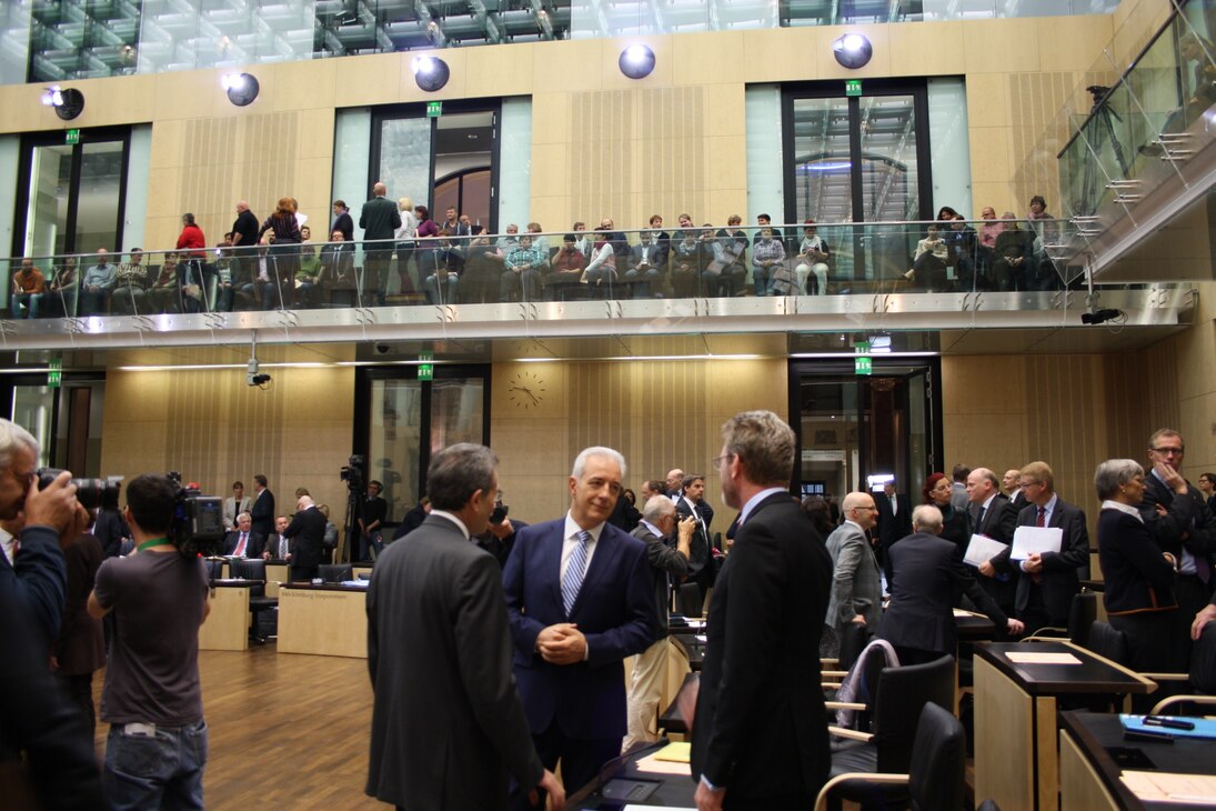 Ministerpräsident Stanislaw Tillich im Gespräch mit Staatsminister Marcel Huber