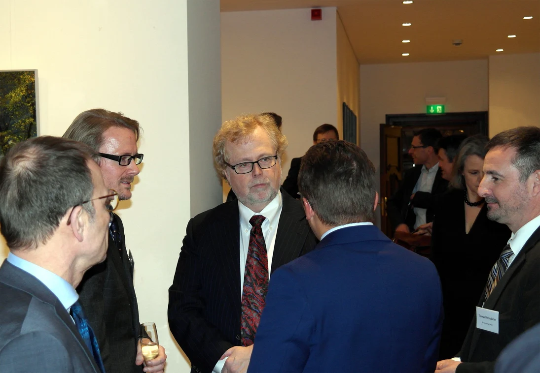 Im angeregten Gespräch mit dem Chairman der Intellectual Ventures LLC (IV), Dr. Nathan Myhrvold